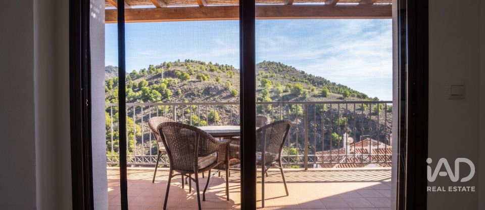 Casa 3 habitaciones de 180 m² en Frigiliana (29788)