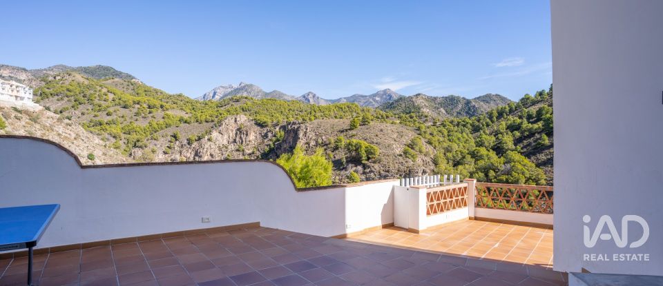 Casa 3 habitaciones de 180 m² en Frigiliana (29788)