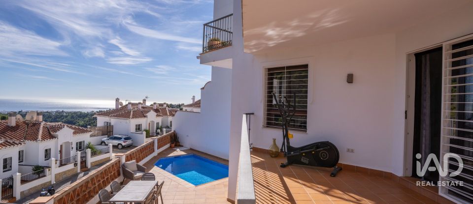 Casa 3 habitaciones de 180 m² en Frigiliana (29788)