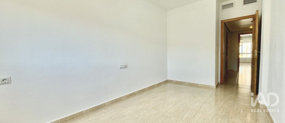 Piso 3 habitaciones de 90 m² en Abarán (30550)