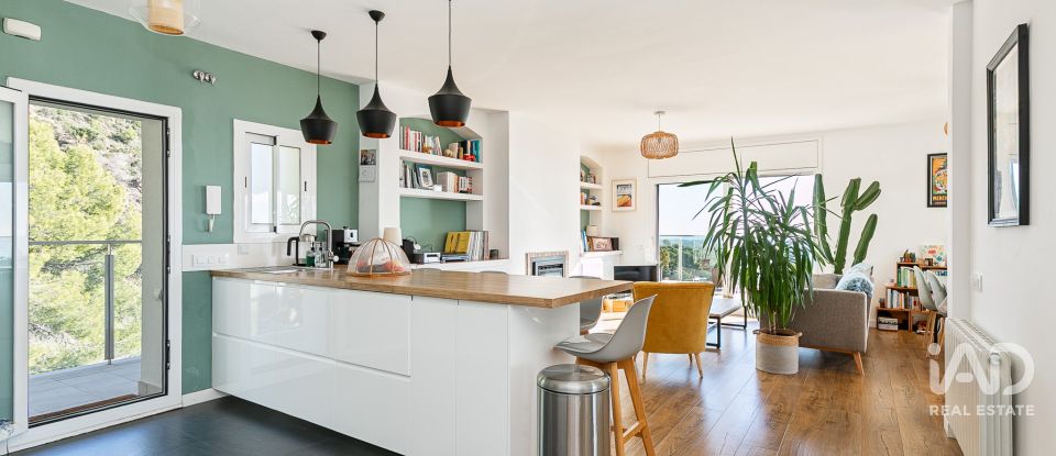 Penthouse 3 bedrooms of 159 m² in Castelldefels (08860)