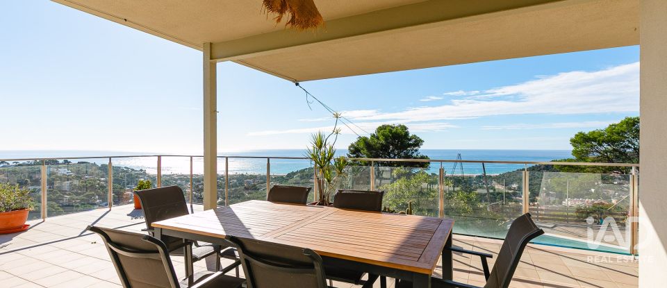 Penthouse 3 bedrooms of 159 m² in Castelldefels (08860)