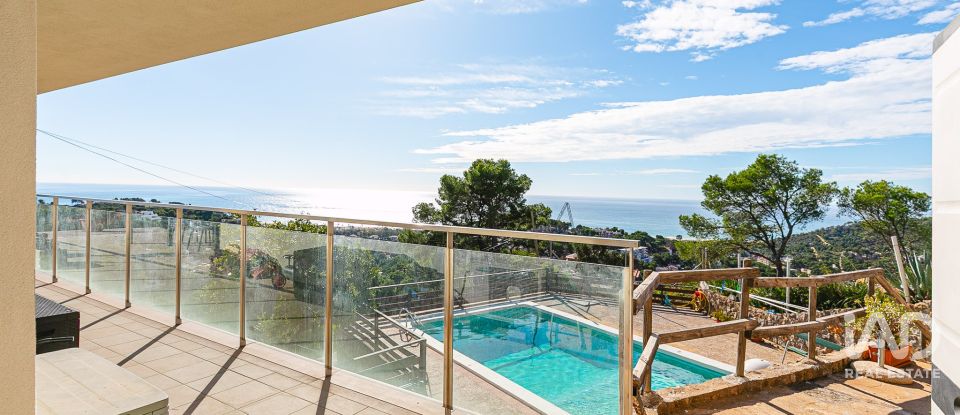 Penthouse 3 bedrooms of 159 m² in Castelldefels (08860)