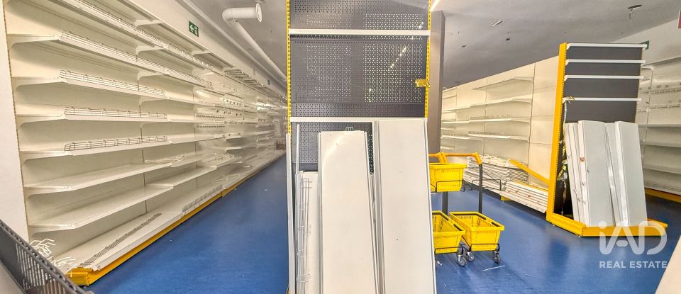 Shop / premises commercial of 395 m² in Ciudad Real (13001)