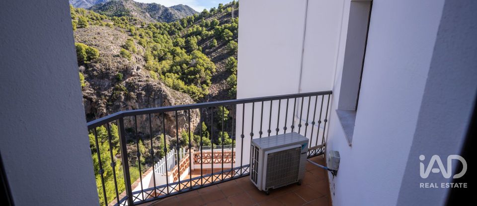 Casa 3 habitaciones de 180 m² en Frigiliana (29788)