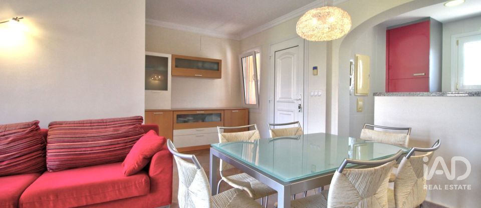 Piso 3 habitaciones de 77 m² en Oliva (46780)