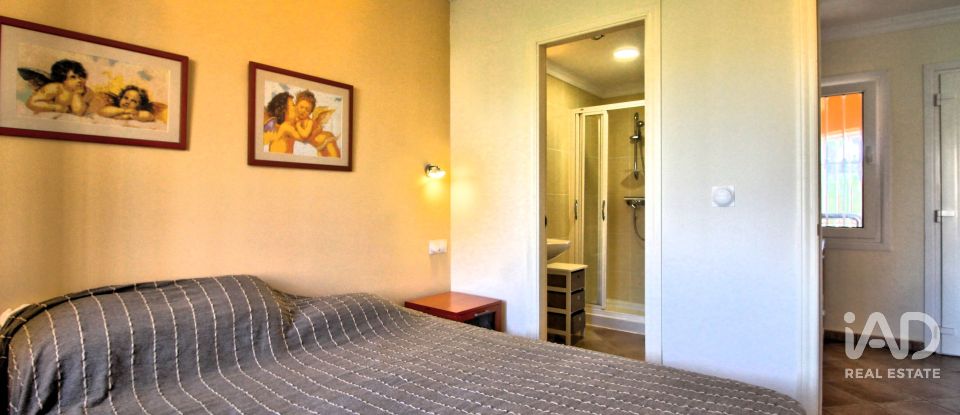 Piso 3 habitaciones de 77 m² en Oliva (46780)