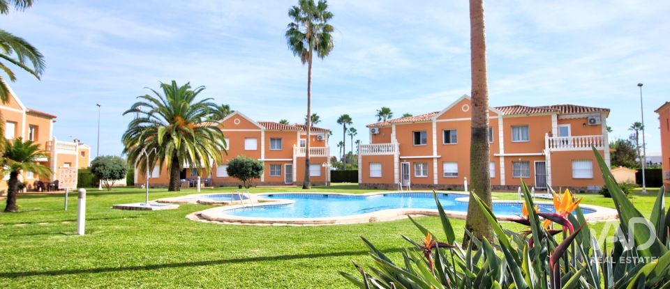 Piso 3 habitaciones de 77 m² en Oliva (46780)