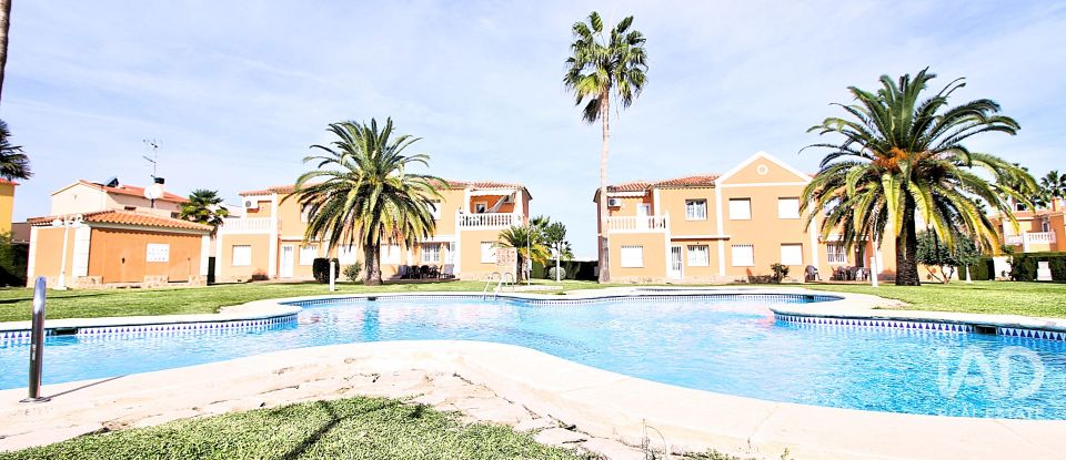 Piso 3 habitaciones de 77 m² en Oliva (46780)