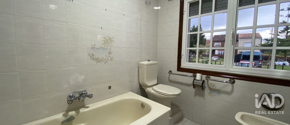 Châlet 3 chambres de 320 m² à Vilanova de Arousa (36620)