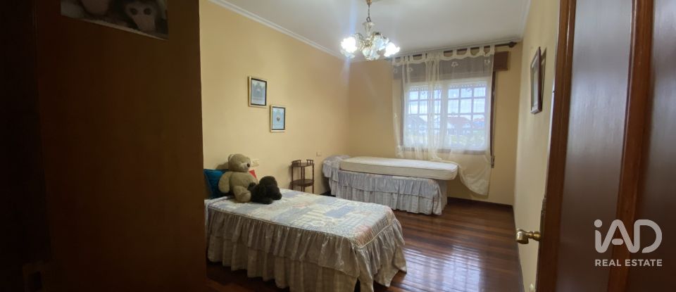 Châlet 3 chambres de 320 m² à Vilanova de Arousa (36620)