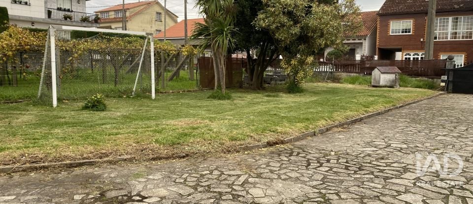 Châlet 3 chambres de 320 m² à Vilanova de Arousa (36620)