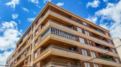 Apartment 3 bedrooms of 95 m² in Torrevieja (03185)