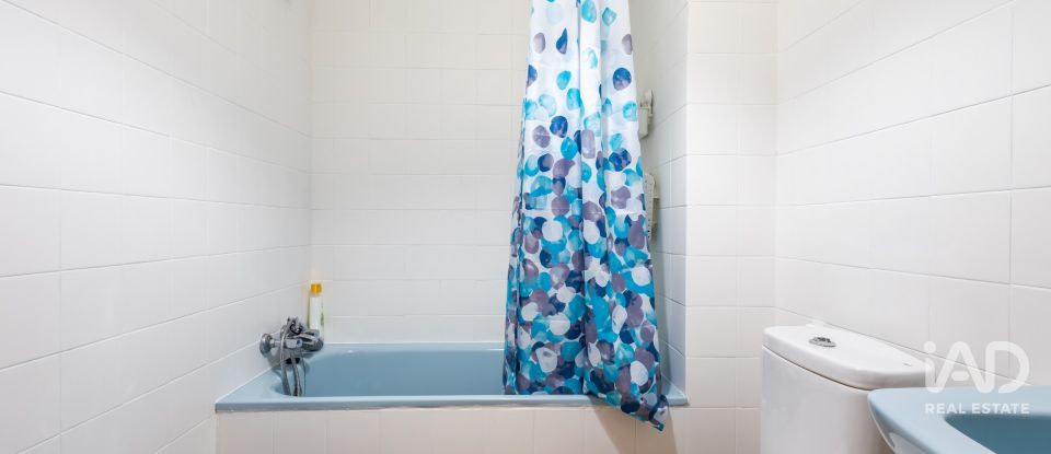 Pis 3 habitacions de 95 m² a Torrevieja (03185)