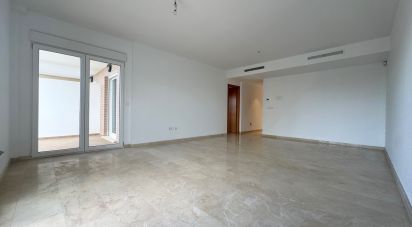 Piso 2 habitaciones de 130 m² en Pego (03780)