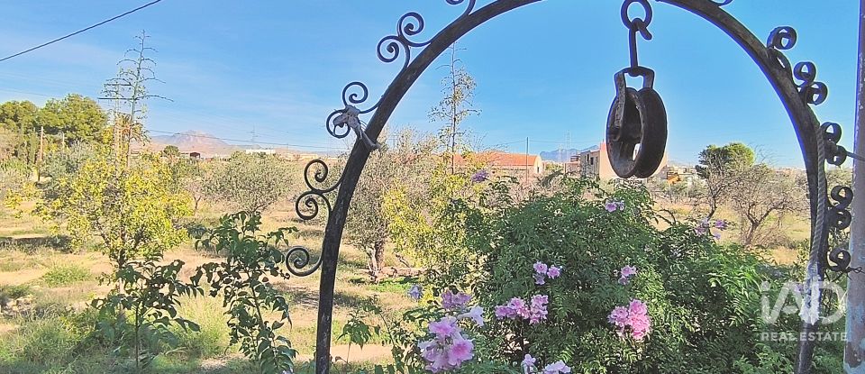 Casa 5 habitacions de 250 m² a Alicante/Alacant (03699)