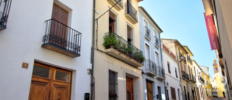 Village house 5 bedrooms of 227 m² in Adsubia (03786)