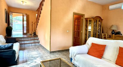 Cottage 4 bedrooms of 170 m² in Riba-Roja de Turia (46190)