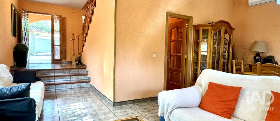 Chalet 4 habitaciones de 170 m² en Riba-Roja de Turia (46190)