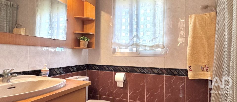 Chalet 4 habitaciones de 170 m² en Riba-Roja de Turia (46190)