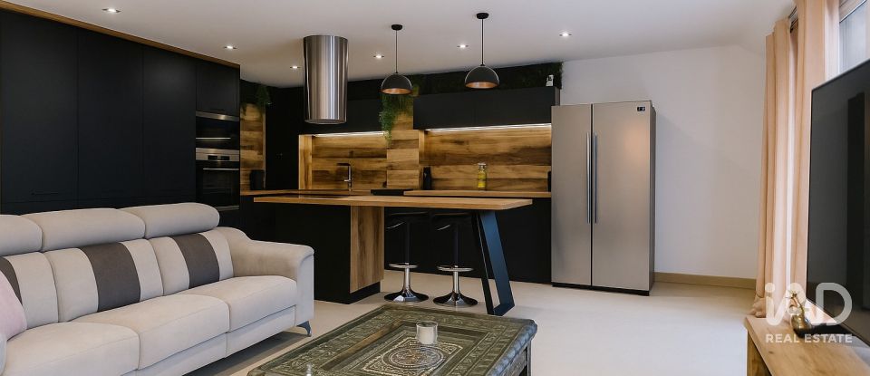 Ático 2 habitaciones de 98 m² en Elda (03600)