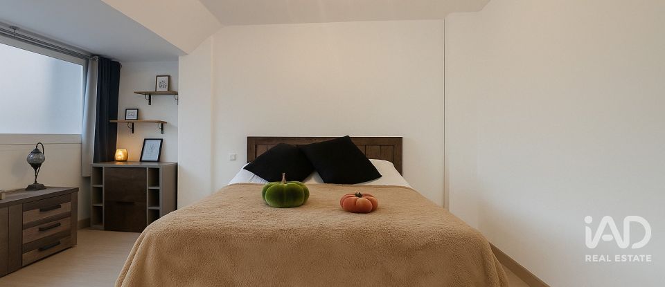 Ático 2 habitaciones de 98 m² en Elda (03600)