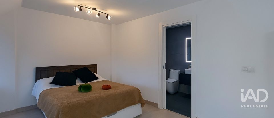 Ático 2 habitaciones de 98 m² en Elda (03600)