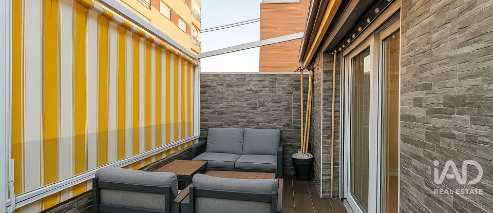 Ático 2 habitaciones de 98 m² en Elda (03600)