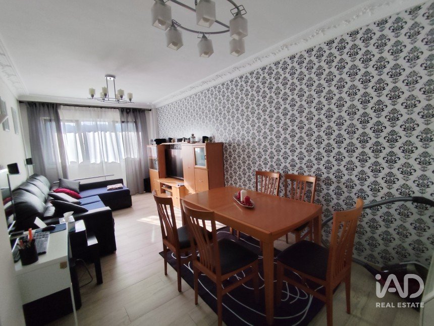 Appartement 3 chambres de 88 m² à Galdakao (48960)