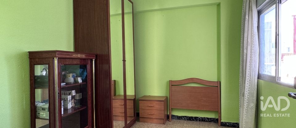 Pis 3 habitacions de 64 m² a Alzira (46600)