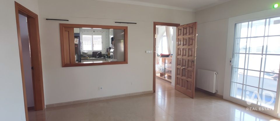 Casa 3 habitacions de 183 m² a La Pobla de Montornès (43761)