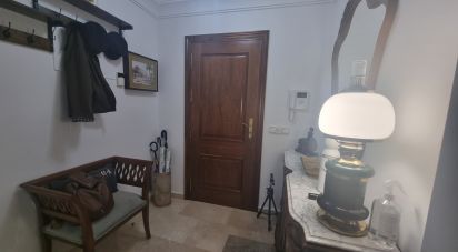 Pis 3 habitacions de 185 m² a Torrevieja (03181)