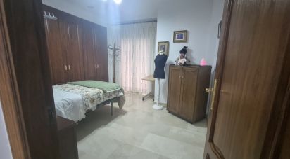 Apartment 3 bedrooms of 185 m² in Torrevieja (03181)