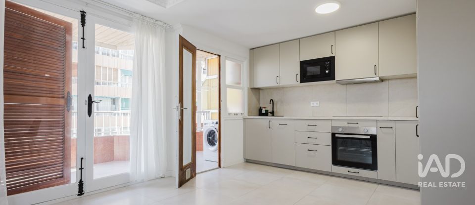 Piso 3 habitaciones de 110 m² en Torrevieja (03185)