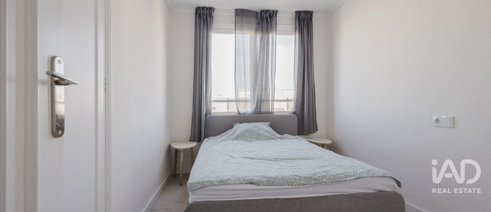 Piso 3 habitaciones de 110 m² en Torrevieja (03185)