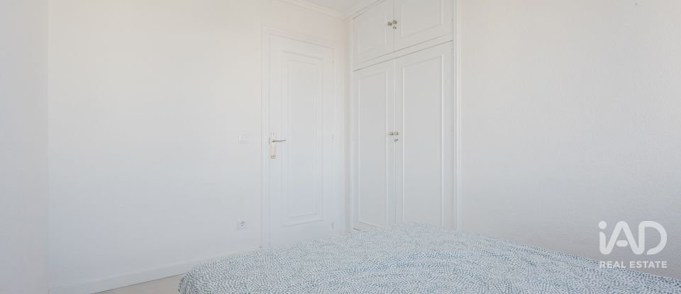 Piso 3 habitaciones de 110 m² en Torrevieja (03185)