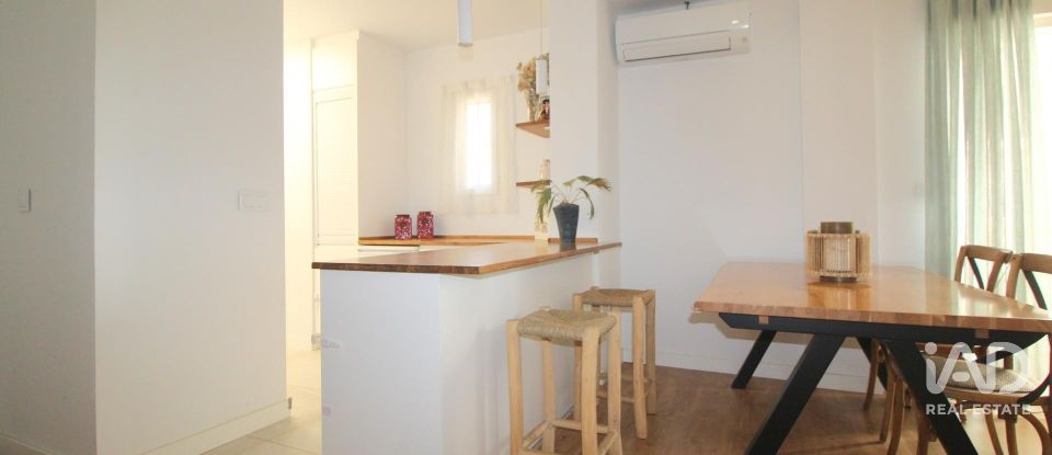 Apartment 3 bedrooms of 87 m² in Torrevieja (03185)