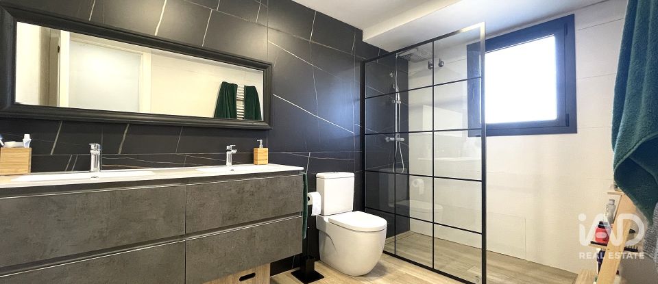 Casa 3 habitaciones de 217 m² en Rubí (08191)