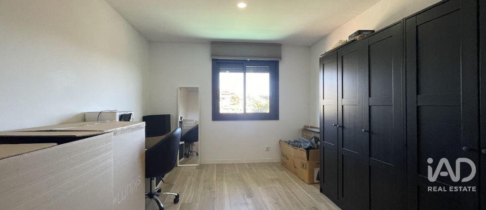 Casa 3 habitaciones de 217 m² en Rubí (08191)