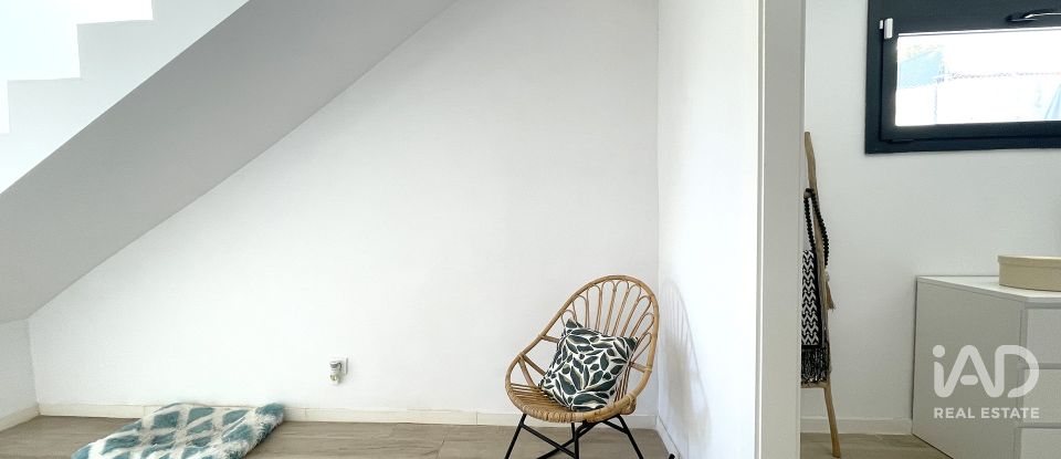 Casa 3 habitaciones de 217 m² en Rubí (08191)