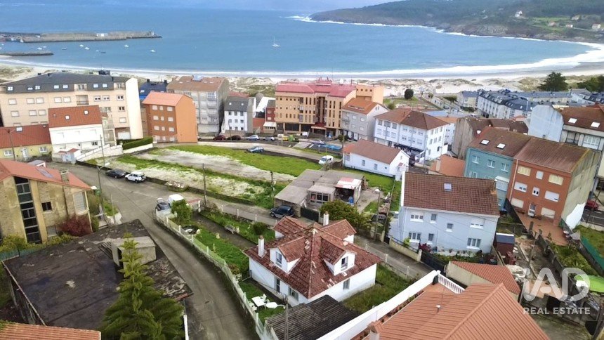 House 5 bedrooms of 122 m² in Laxe (15117)