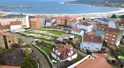 House 5 bedrooms of 122 m² in Laxe (15117)