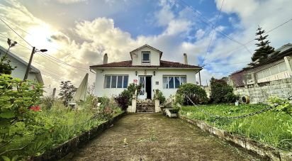 House 5 bedrooms of 122 m² in Laxe (15117)