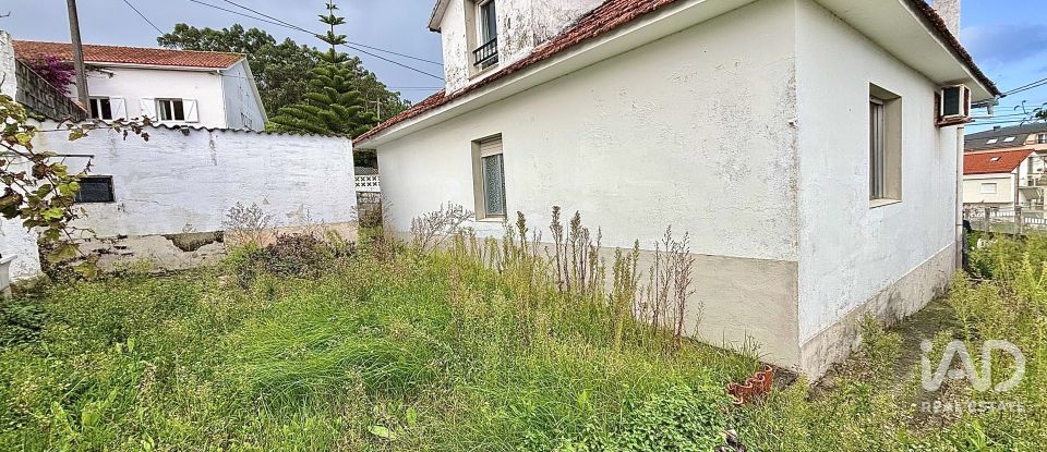 House 5 bedrooms of 122 m² in Laxe (15117)