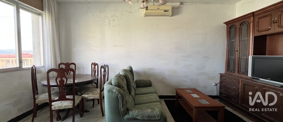 House 5 bedrooms of 122 m² in Laxe (15117)