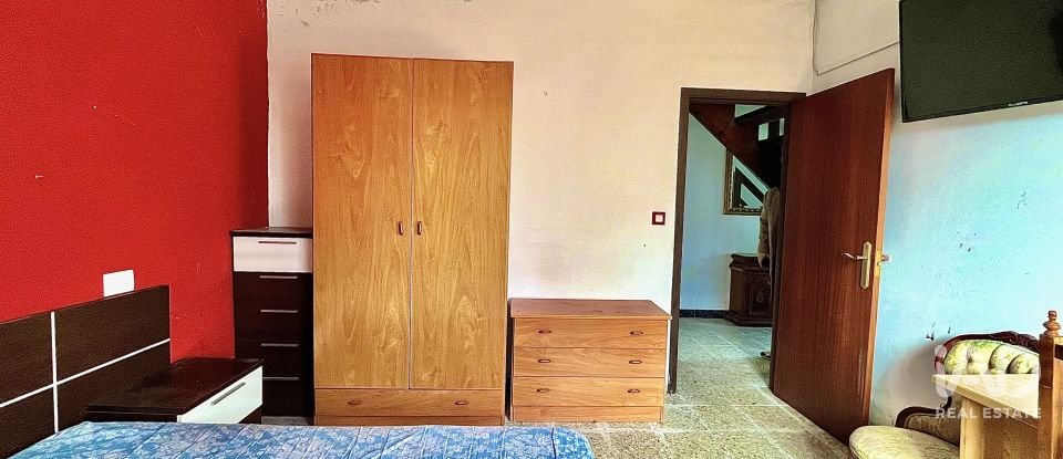 House 5 bedrooms of 122 m² in Laxe (15117)