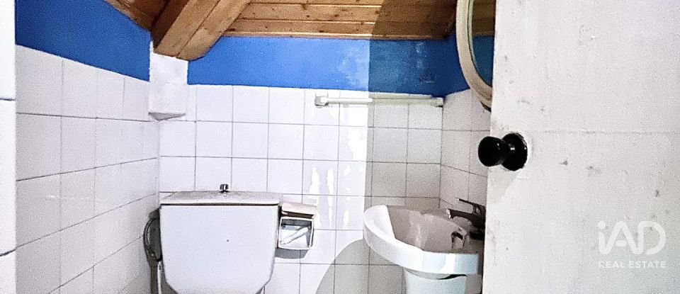 House 5 bedrooms of 122 m² in Laxe (15117)