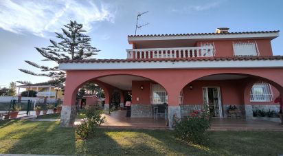 Cottage 5 bedrooms of 250 m² in Castellón de la Plana/Castelló de la Plana (12100)