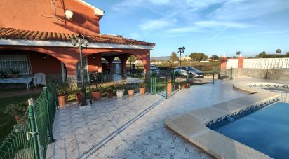 Cottage 5 bedrooms of 250 m² in Castellón de la Plana/Castelló de la Plana (12100)