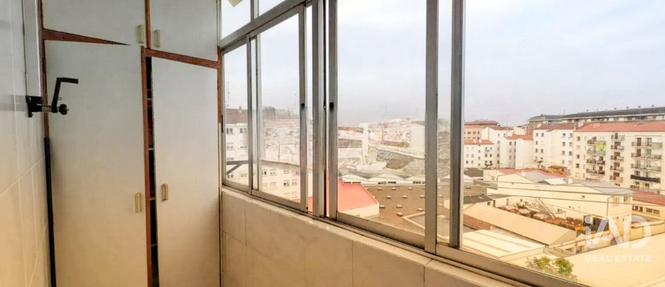 Appartement 2 chambres de 83 m² à Vitoria-Gasteiz (01002)